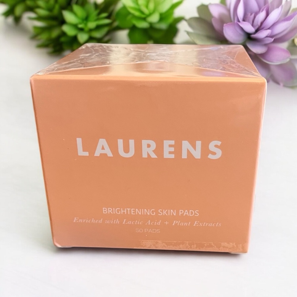Laurens brightening skin pads